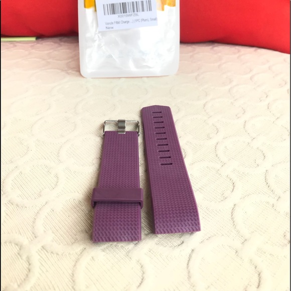 Fitbit Charge 2 Plum Classic Silicone Band - Picture 3 of 7